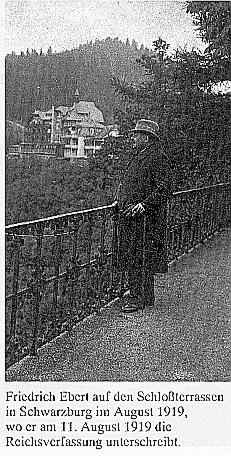 Friedrich Ebert auf den Schlossterassen in Schwarzburg im August 1919