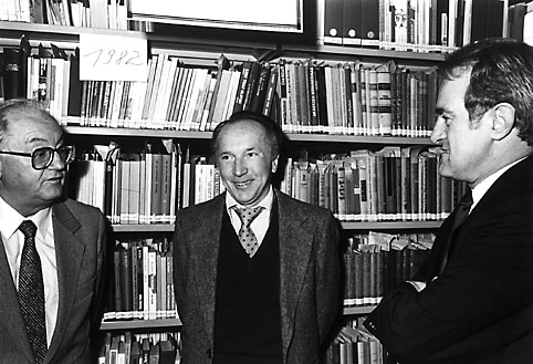 Besuch des Ministerpräsidenten von Nordrhein-Westfalen, Johannes Rau, im Archiv der sozialen Demokratie - 1982